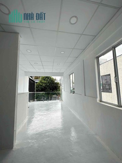 Cho thuê tầng 2 văn phòng – spa – shop Quận 3