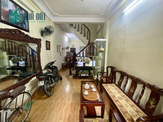 CC Bán nhà KPL ngõ 279 Hoàng Mai. Vị trí đỉnh Ô tô tránh DT 42m2  Chỉ hơn 4 tỷ