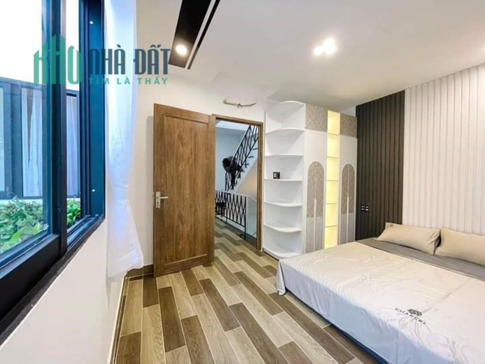 Chào Bán Căn Nhà 3 Tầng 3 Mê Thiết Kế Như Villa Nằm Giữa Lòng Đà Nẵng