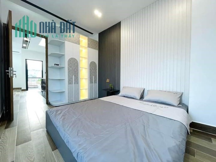 Chào Bán Căn Nhà 3 Tầng 3 Mê Thiết Kế Như Villa Nằm Giữa Lòng Đà Nẵng