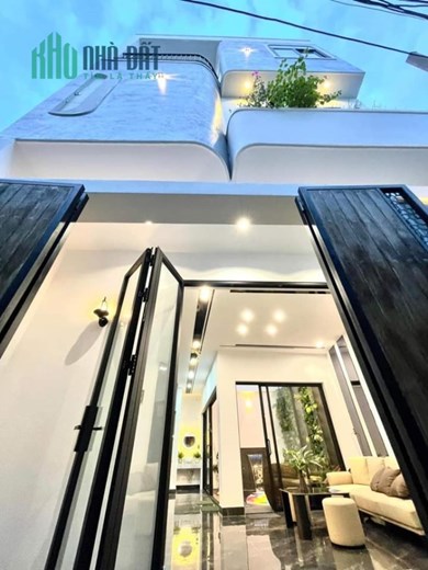 Chào Bán Căn Nhà 3 Tầng 3 Mê Thiết Kế Như Villa Nằm Giữa Lòng Đà Nẵng