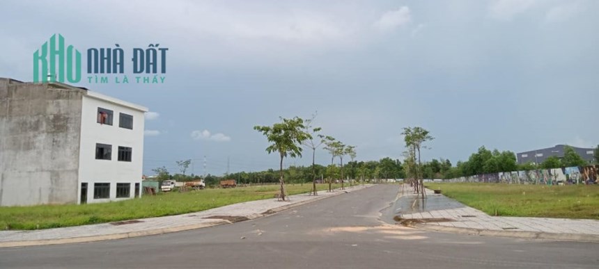 BÁN 50 NỀN GIÁ ƯU ĐẠI CHO KHÁCH ĐẶT CỌC SỚM THỔ CƯ 100% TẠI SONG MÂY