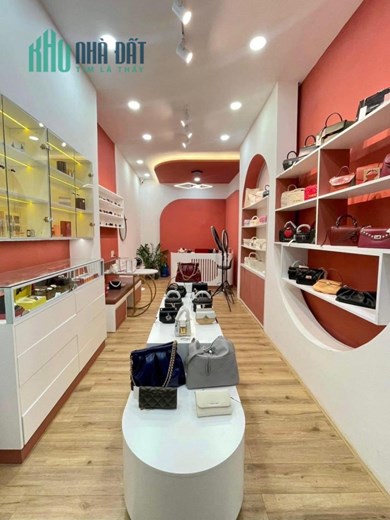 SANG MẶT BẰNG BẾN NGHÉ, HUẾ thích hợp cho kinh doanh mỹ phẩm, phụ kiện, điện thoại và các lĩnh vực