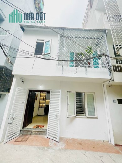 Bán nhà 2 tầng Long Biên 1 ,Long Biên 31m2,Mt 5m,gần hồ giá 2.8 tỷ