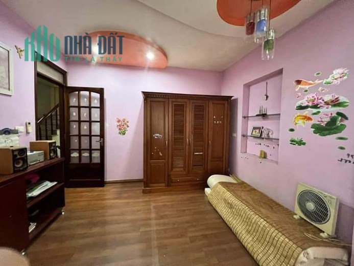 Bán Nhà Ngõ 225 Phố Quan Hoa 38/45m2 x 4 tầng, 6 phòng ngủ đầy đủ công năng, giá cho các nhà đầu tư