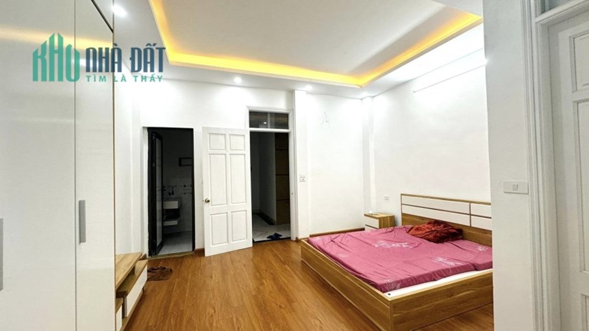 Bán nhà Phân lô Quân Đội,Nguyễn Ngọc Nại, Thang máy,Ôtô, Kinh doanh,40m2x6Tầng,giá 9 tỷ