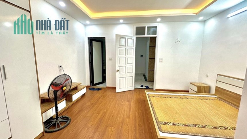 Bán nhà Phân lô Quân Đội,Nguyễn Ngọc Nại, Thang máy,Ôtô, Kinh doanh,40m2x6Tầng,giá 9 tỷ