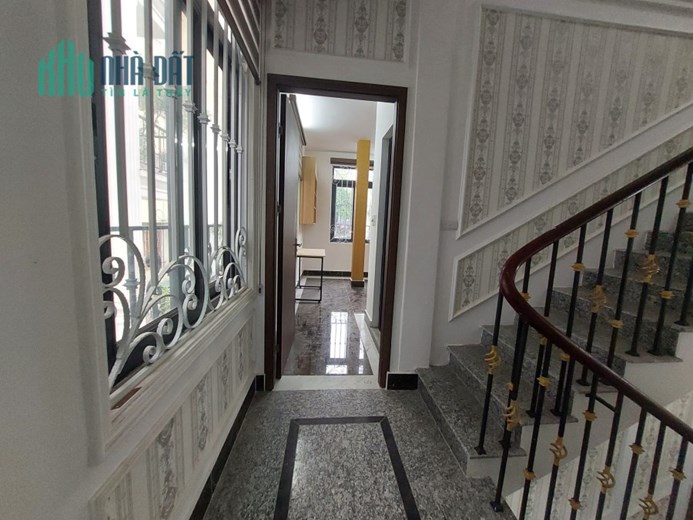 Cho thuê nhà nguyên căn, 50m2 5T, 7P, 35tr, KD, Kim Mã, Ba Đình.