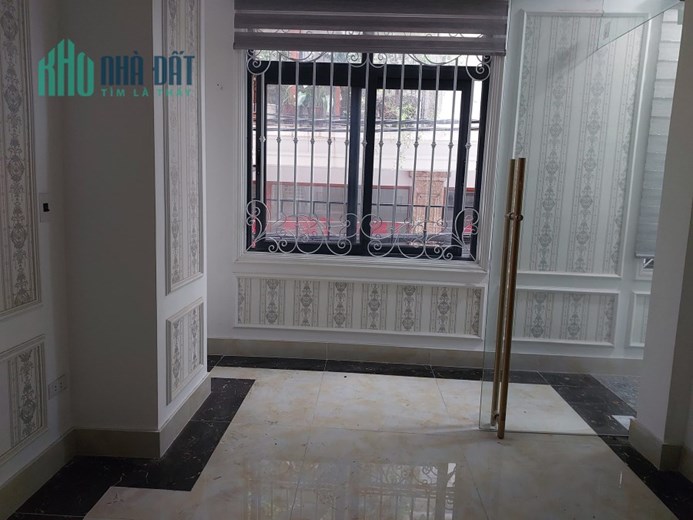 Cho thuê nhà nguyên căn, 50m2 5T, 7P, 35tr, KD, Kim Mã, Ba Đình.