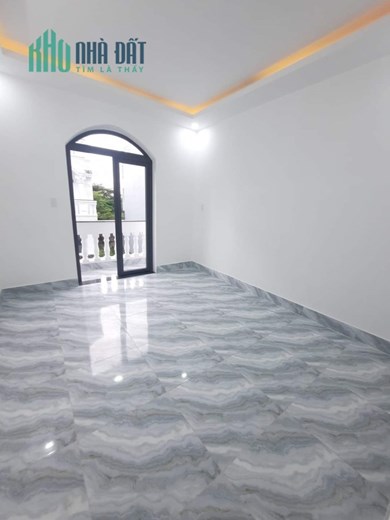 Nhà đẹp Biệt thự  Lê Văn Lương 
Ngang 8x11đúc 4 tấm Xe hơi ngủ trong nhà Nhà bè 
Hơn 6 tỷ vay