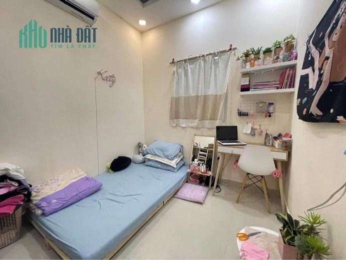 Nhà Đẹp mới cách mặt tiền đường Mai Văn Vĩnh Q7- 2 tấm
 Ngang 4.2 x 14 m hơn 4 tỷ giảm 400 triệu