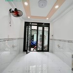Nhà Đẹp Rẻ Q4 DTSD 42m- 2 tầng hơn 2,69 tỷ Q4 -130 m Q1,Q2,Q5- Lh A Tân 0373036733