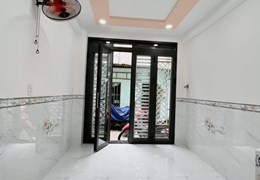 Nhà Đẹp Rẻ Q4 DTSD 42m- 2 tầng hơn 2,69 tỷ Q4 -130 m Q1,Q2,Q5- Lh A Tân 0373036733