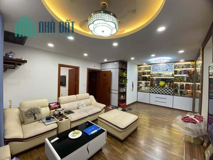 Bán Căn Hộ Chung Cư GoldMark City 136 Hồ Tùng Mậu 104m2, 3 phòng ngủ full nội thất tiền tỷ , giá