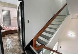 .Trưng Nữ Vương, 2 mặt kiệt 3.5m thẳng thông, 4 tầng, 5 Căn Hộ + Mặt Bằng KD