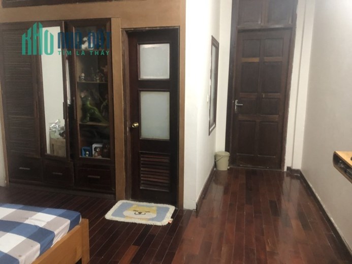 NHÀ PHỐ NGUYỄN VĂN CỪ - MẶT HỒ 2 MẶT TIỀN PHÂN LÔ.
 KINH DOANH, CHO THUÊ VĂN PHÒNG
