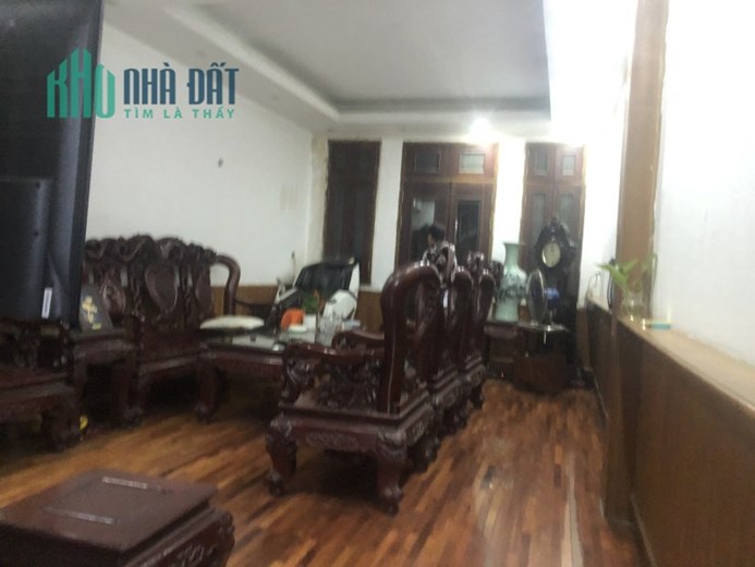 NHÀ PHỐ NGUYỄN VĂN CỪ - MẶT HỒ 2 MẶT TIỀN PHÂN LÔ.
 KINH DOANH, CHO THUÊ VĂN PHÒNG