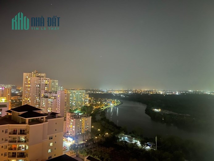 lầu 19 view sông và biệt thự đẹp của chung cư Midthow The Grand, đã có sổ, đang có HĐT 1100usd ô xe