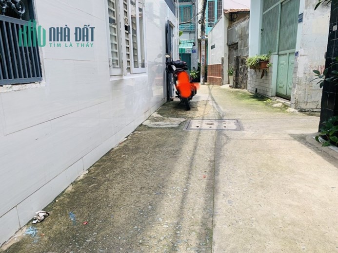 BÌNH THẠNH - NGAY NGÃ TƯ HÀNG XANH -  55M2  -  GIÁ CHỈ 4.2  TỶ