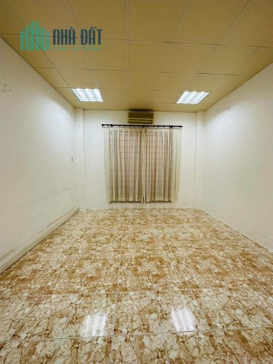 LÊ VĂN SỸ QUẬN 3 - Ô TÔ VÔ NHÀ - 82m2 - NGANG 4m ĐẸP - 3 TẦNG + SÂN THƯỢNG BTCT - HIẾM NHÀ BÁN -