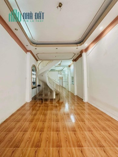 LÊ VĂN SỸ QUẬN 3 - Ô TÔ VÔ NHÀ - 82m2 - NGANG 4m ĐẸP - 3 TẦNG + SÂN THƯỢNG BTCT - HIẾM NHÀ BÁN -
