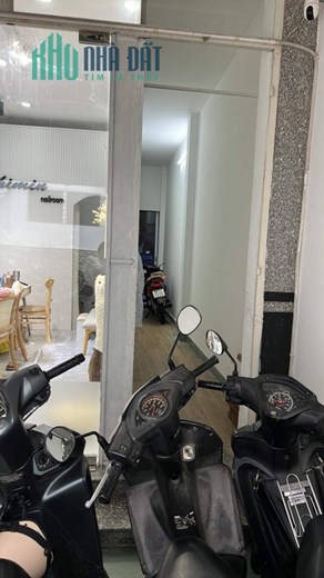 CHO THUÊ LẠI MẶT BẰNG KINH DOANH TẦNG TRỆT TRUNG TÂM ĐƯỜNG CMT8, PHƯỜNG 11 QUẬN 3