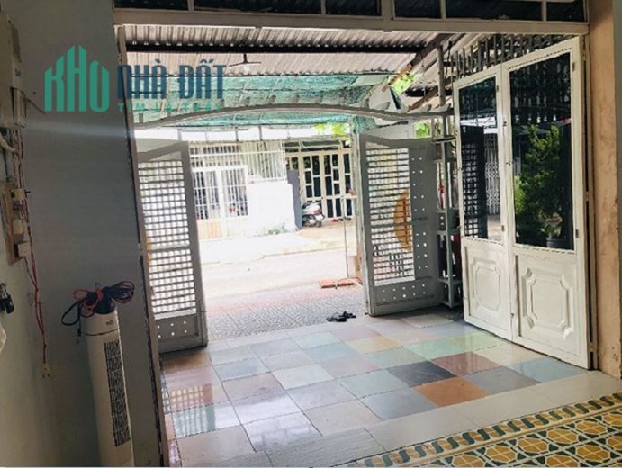 CHỈ 2,95 TỶ CÓ NGAY NHÀ MẶT TIỀN TRUNG TÂM QUẬN SƠN TRÀ, ĐÀ NẴNG.