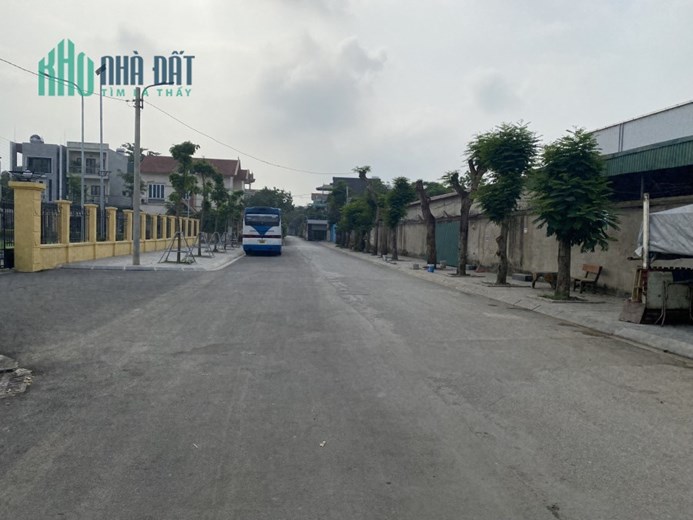 Bán 79m2 cách 30m ra QL3 tại Nguyên Khê – Đông Anh, đường nhựa 6m. Lh 0981568317