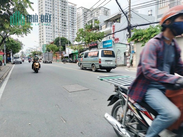 Bán hoặc cho thuê nhà 1Hầm + 4Lầu. MT đường Đặng Văn Bi, Tp Thủ Đức