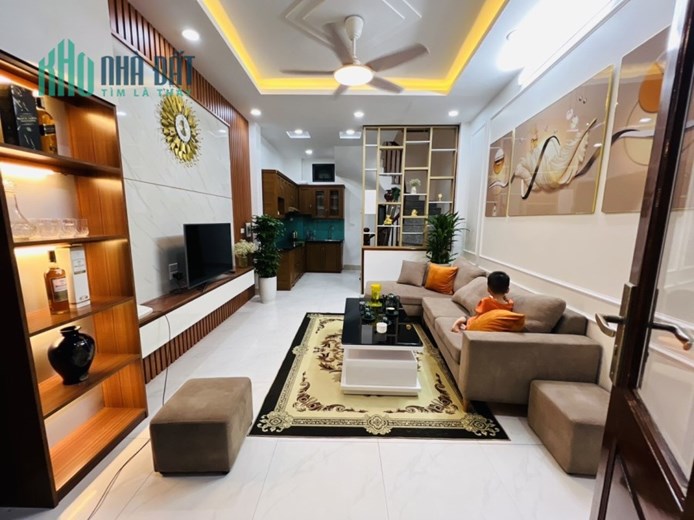 Căn này quá đẹp. Giá 3.9 tỷ vip Mỹ Đình, HN. Nhà 5 tầng ngõ nông. Sổ đẹp
