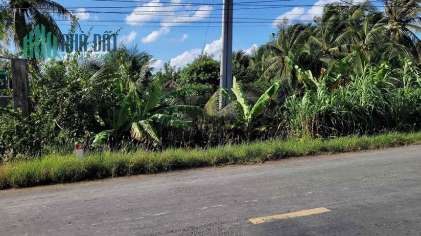 CHÍNH CHỦ CẦN BÁN BIỆT THỰ NHÀ VƯỜN TẶNG NỘI THẤT CAO CẤP.