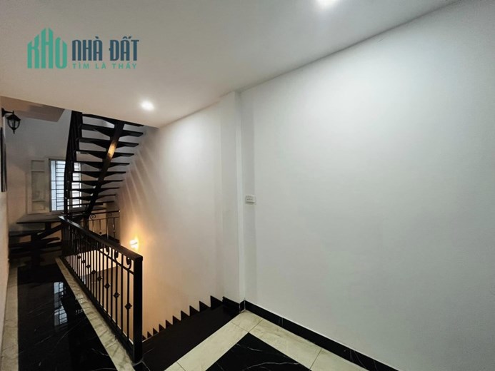 Cơ hội độc quyền - Ngõ Tứ Liên, ngõ ô tô tránh, giảm 900Tr, 65m², 4.5 tầng, chỉ 12.6 tỷ