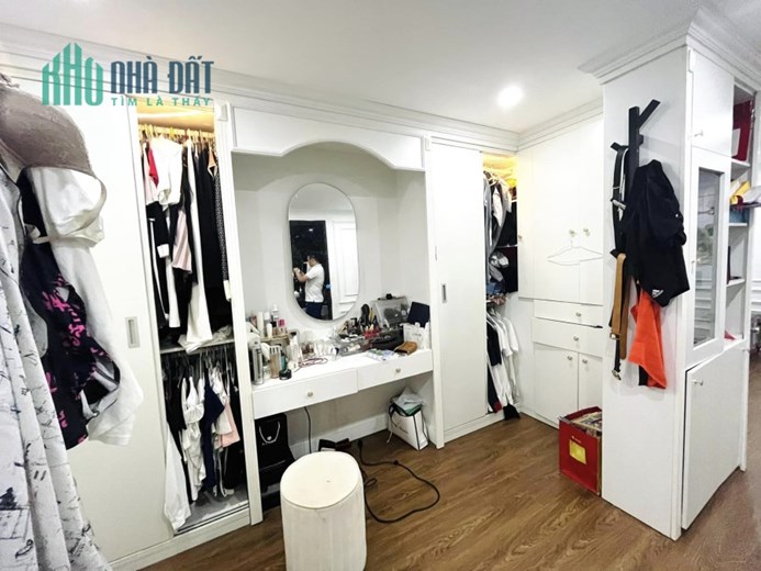 Cơ hội độc quyền - Ngõ Tứ Liên, ngõ ô tô tránh, giảm 900Tr, 65m², 4.5 tầng, chỉ 12.6 tỷ