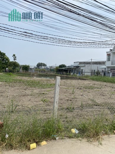 Bán 80m2 thổ cư MT đường tập đoàn 4 Cần Giuộc, Long An, SHR, 2.15 tỷ. Lh:0908812639