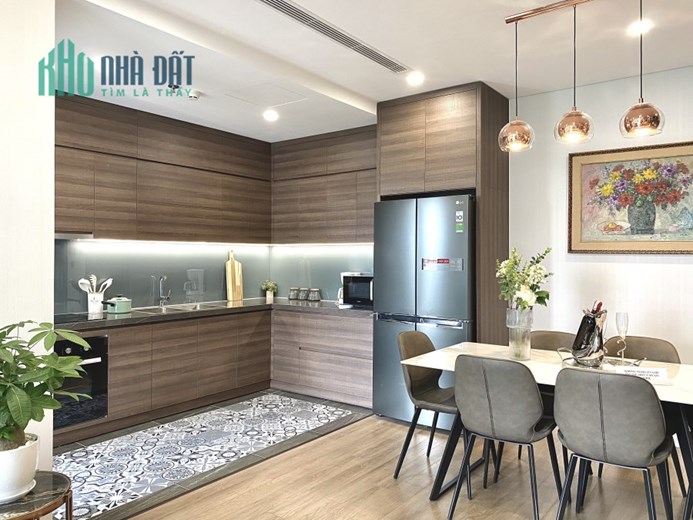CĂN HỘ THIẾT KẾ THÔNG MINH HIỆN ĐẠI KHÔNG GÓC TỐI