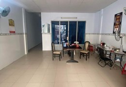 Bán nhà Mặt tiền Ngô Tất Tố - Nguyễn hữu Cảnh, giáp Quận 1, DT: 4.5x18m, 2 Tầng, 14.5 tỷ
