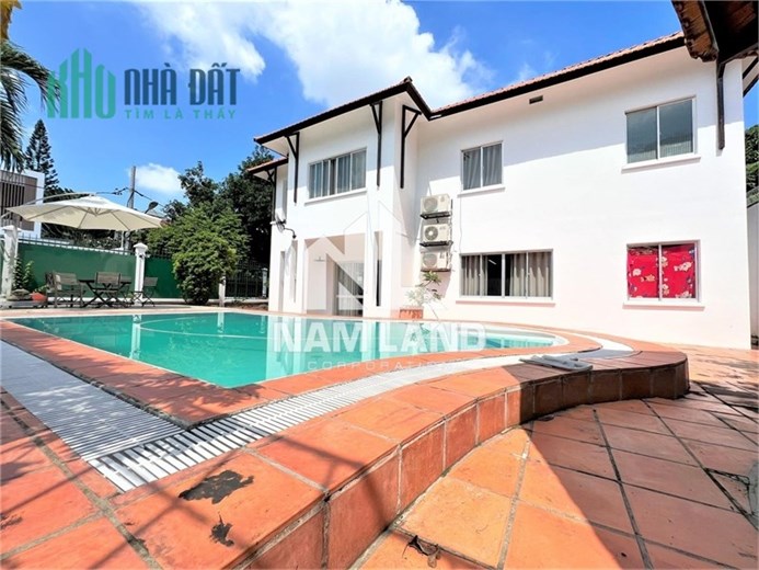 Villa Trần Não, phường An Bình, quận 2, DT 800m2