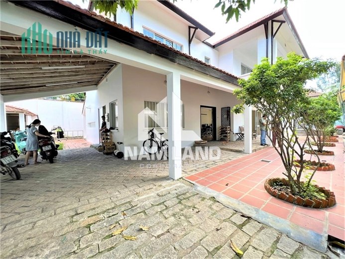 Villa Trần Não, phường An Bình, quận 2, DT 800m2