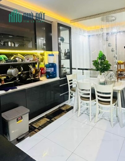 Phường 9 Quận 3, NGUYỄN THÔNG, 5 tầng BTCT, nở hậu, nhỉnh 4 tỷ