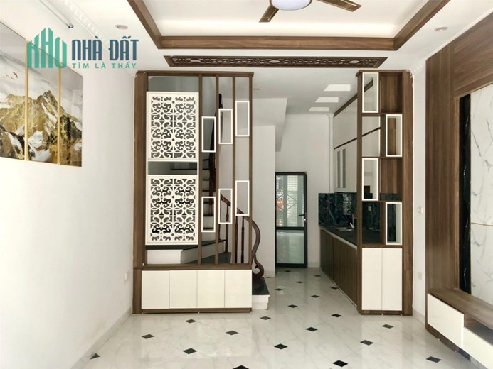 EM BÁN CĂN HỘ XÂY MỚI, 5 tầng, 4 phòng ngủ, 4 vệ sinh, phòng thờ, sân phơi tại Dương Nội, Hà Đông