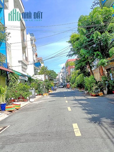 BÁN NHÀ Ở ĐẸP - 3 TẦNG HIỆN ĐẠI - HXH TÂN PHÚ 35M2 - CHỈ 4.X TỶ TL