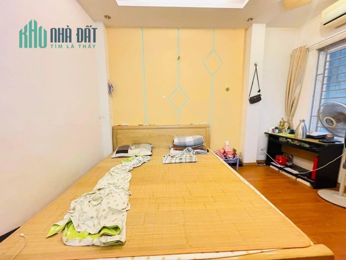 CỰC PHẨM 0855.99.44.88 Bán nhà đẹp ở 898 Đường Láng 36m2, 5 tầng ở ngay chỉ với 4 tỷ