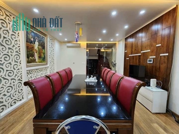 BÁN BIỆT PHỦ VILLA HOT NHẤT HOÀNG QUỐC VIỆT CẦU GIẤY 138M2 x 4T CHỈ 15,2 TỶ
