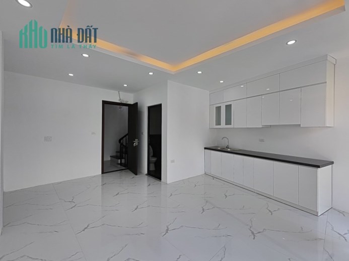 Siêu Mẫu KIM NGƯU 63m 5 tầng ô tô gần phố KD trung tâm quận hai bà trưng, phố cổ 5 phút