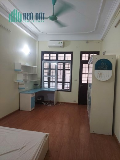 Bán nhà ngõ 24 Kim Đồng 45m2 giá 8.6 tỷ, ô tô