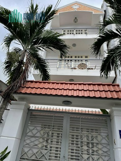 Bán nhà làng báo chí Thảo Điền, Quận 2, trệt, 2 lầu chỉ 11 tỷ