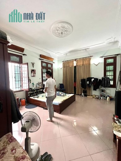 Kinh doanh siêu đỉnh, mặt phố Yên Hòa, Cầu Giấy 68m 5T, ô tô vào nhà, hơn 15 tỷ