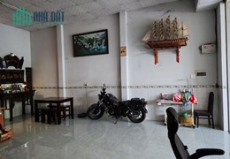 NHÀ CHÍNH CHỦ - GIÁ TỐT - Cần Bán Căn Nhà Vị Trí Đẹp Tại Bến Lức, Long An
