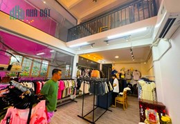 Mặt Tiền Lạc Long Quân 70m2 không lộ giới, 5 Tầng mới Kinh Doanh đỉnh