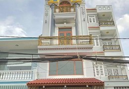 Bán Nhà Mặt Tiền HT05, Gần Đường Nguyễn Ảnh Thủ. Quận 12. Giá Hơn 5 Tỷ